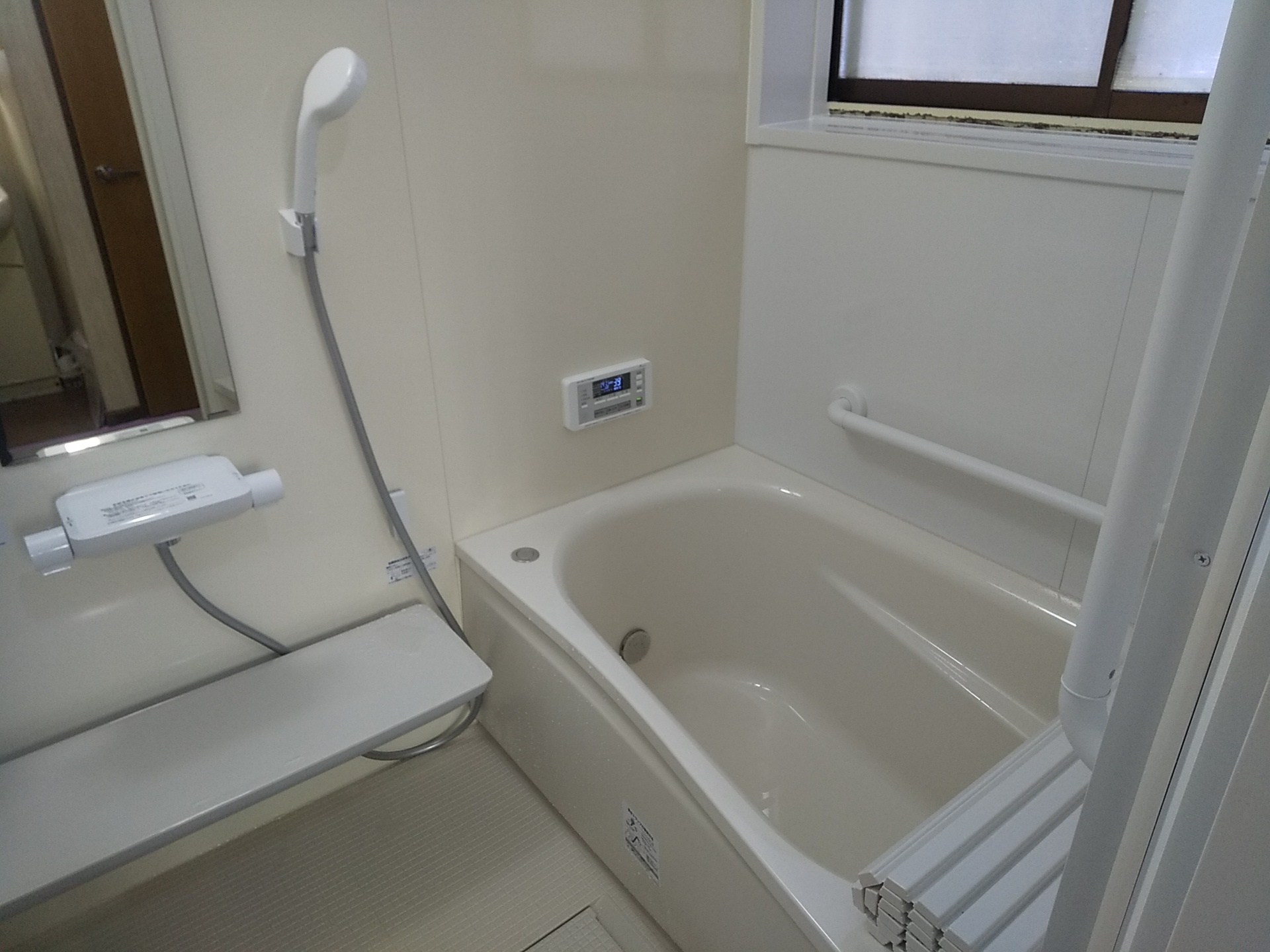 岡山県倉敷市の浴室リフォーム　～快適なユニットバスへ～
