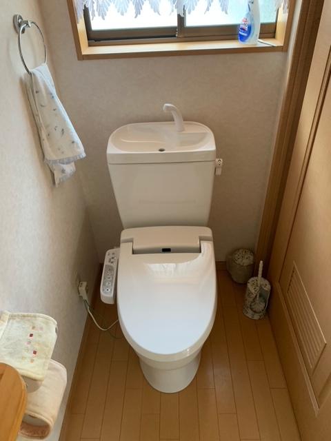 岡山県倉敷市のトイレリフォーム　～便利なトイレ～